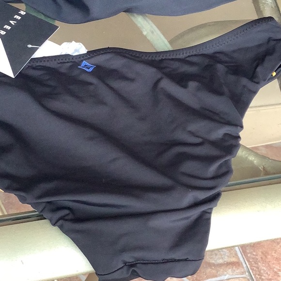 Vera Bradley reversible bikini stripes & black size S NWT Black tankini … - Picture 15 of 15